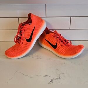 Nike Free RN Flyknit Running Shoes Sneakers Men's Size 10 Orange 831069-600